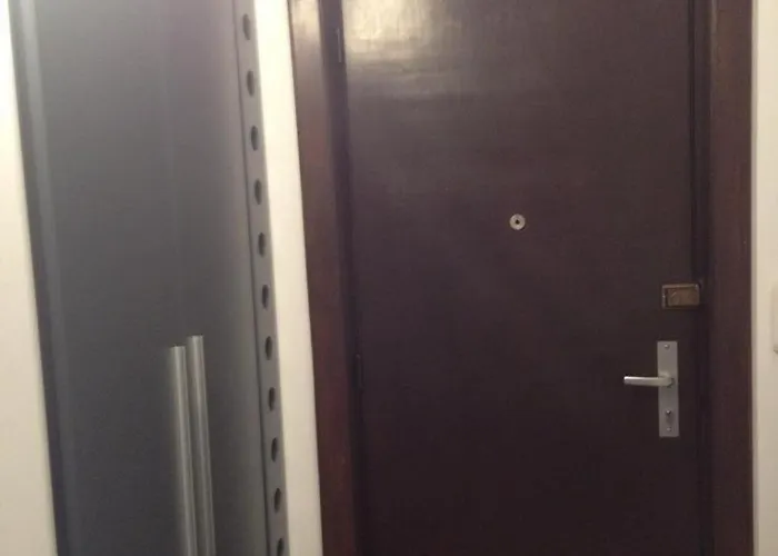 Across From Intercontinental Apartament Bukareszt